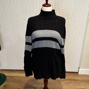 EXPRESS Women's Turtleneck Sweater Size L In Black/Gray